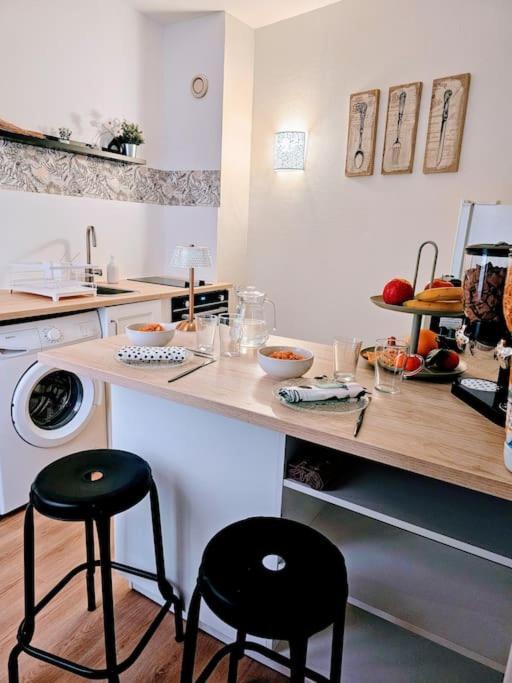 Oasis Parfumee 4 Couchages Au Coeur De Grasse Wifi Apartment Luaran gambar