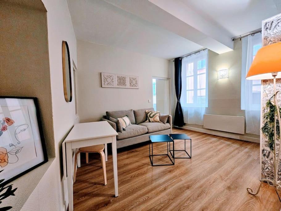 Oasis Parfumee 4 Couchages Au Coeur De Grasse Wifi Apartment Luaran gambar