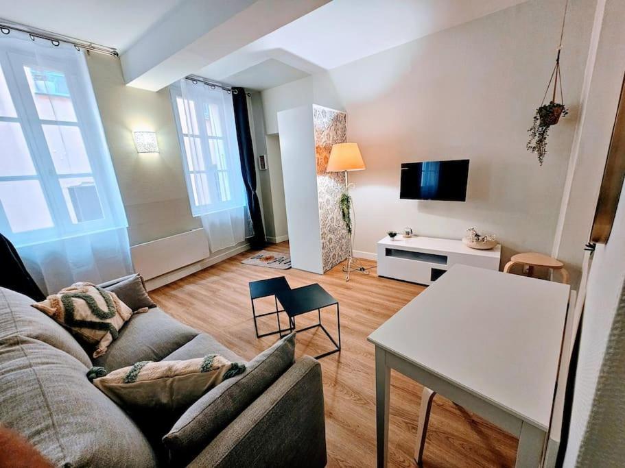 Oasis Parfumee 4 Couchages Au Coeur De Grasse Wifi Apartment Luaran gambar